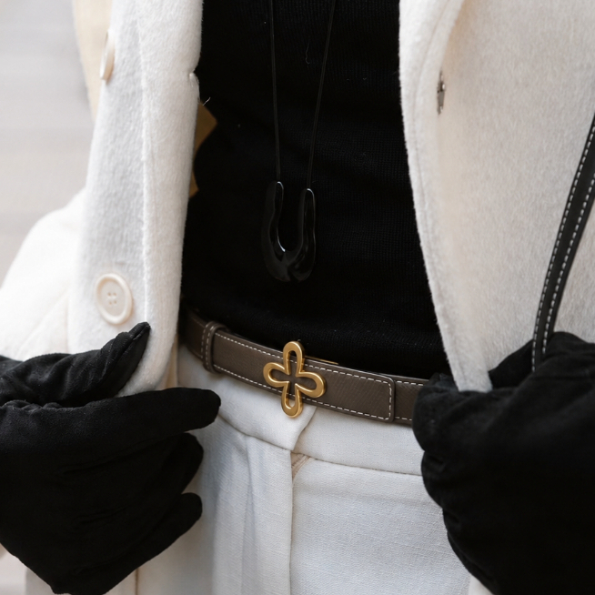 [NEW!] FUNDAO Dual-Buckle Reversible Belt Set (Mocha-Ivory)