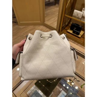แท้💯% Tory Burch Charlie New style Shoulder bag ดีไซน์ควิลท์ กระเป๋าสะพายข้างแบบเปิดปิดด้วยเชือกรูด
