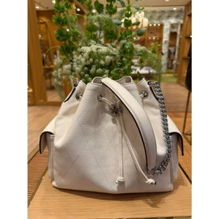แท้💯% Tory Burch Charlie New style Shoulder bag ดีไซน์ควิลท์ กระเป๋าสะพายข้างแบบเปิดปิดด้วยเชือกรูด