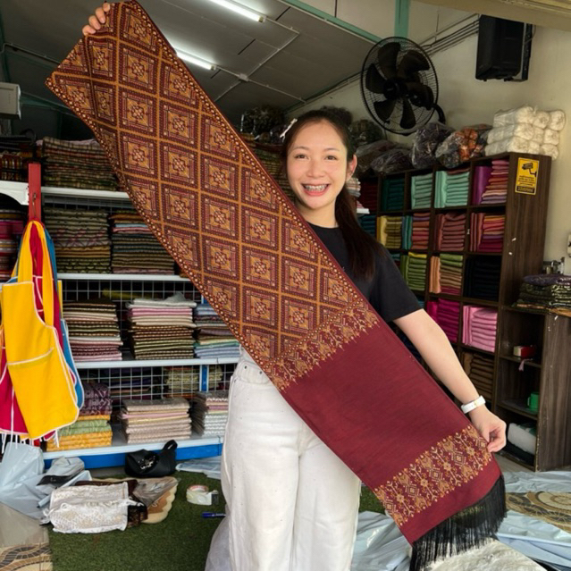 สไบแพรวาหลายลาย ใส่คู่กางเกงทอเครื่อง ยาว 3 เมตรกว้าง30ซม. เนื้อไหม สไบใส่กับกางเกงยีนส์สไบวัยรุ่น สไบสีพาสเทล สไบน่ารัก