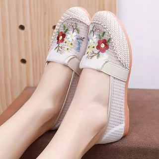 รองเท้าโลฟเฟอร์ผู้หญิง พร้อมส่ง ตาข่ายระบายอากาศ แบบสวม ส้นแบน สีขาว ไซส์ 36-40 ฤดูร้อน เกาหลี ใส่ทำงาน