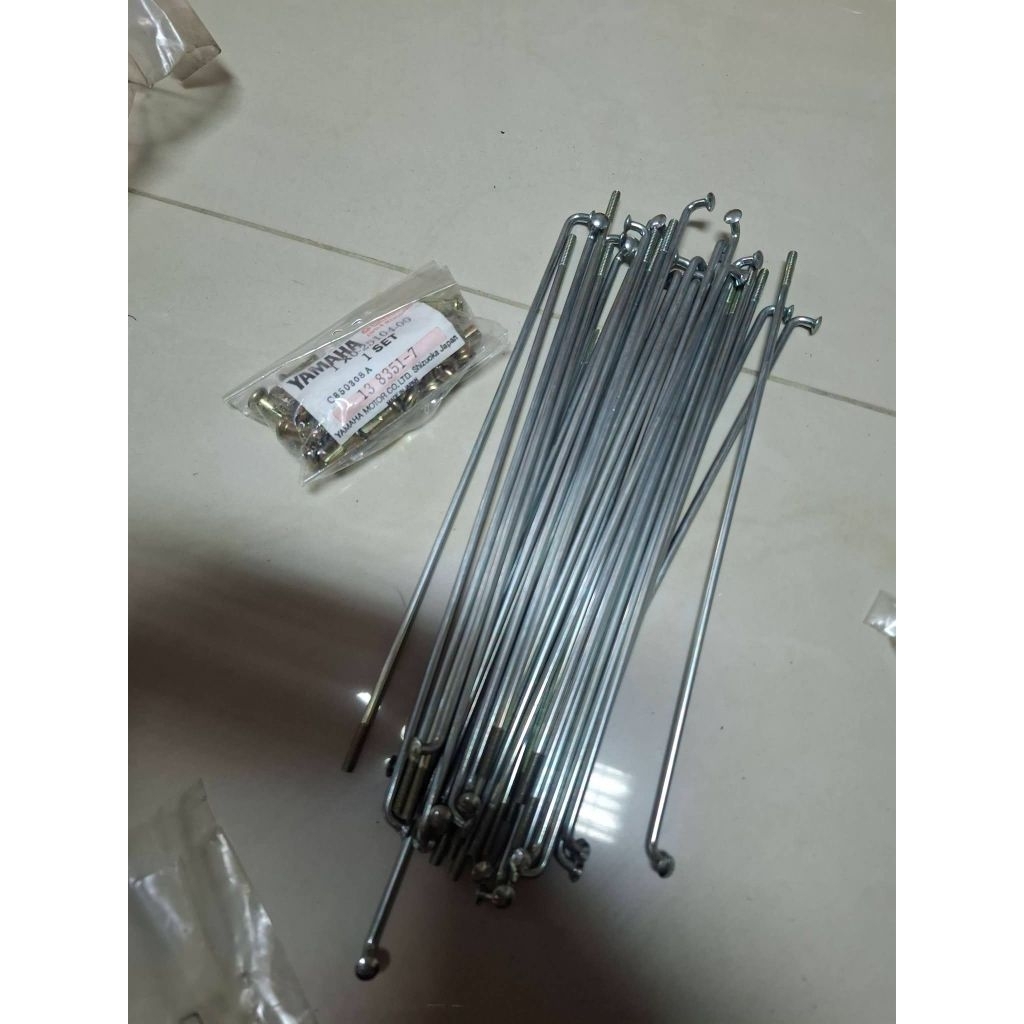 ชุดซี่ลวดล้อหน้าขอบ 19 ใส่ Yamaha DT100-DT100X-DT100A-DT100B-DT100C งานญี่ปุ่นใหม่เก่าเก็บสภาพสวยๆคร