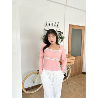 (พรีเฉพาะสีขาว) Mille Top เสื้อแขนยาวแต่งดีเทลลูกไม้ - clarine_bkk