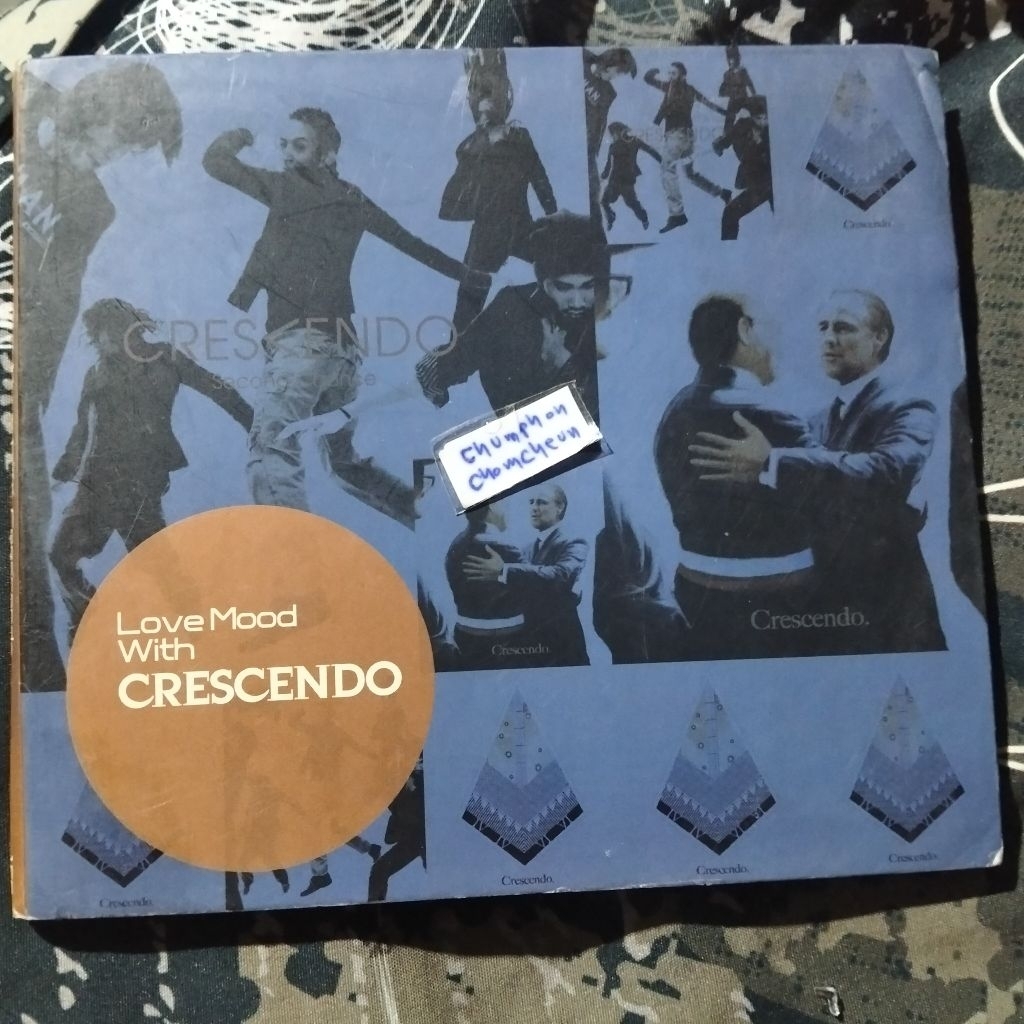 crescendo album love mood แผ่นสวย ปกเจาะ not for sale,love mood with crescendoสวย,the untimate collection รวม18เพลงฮิต