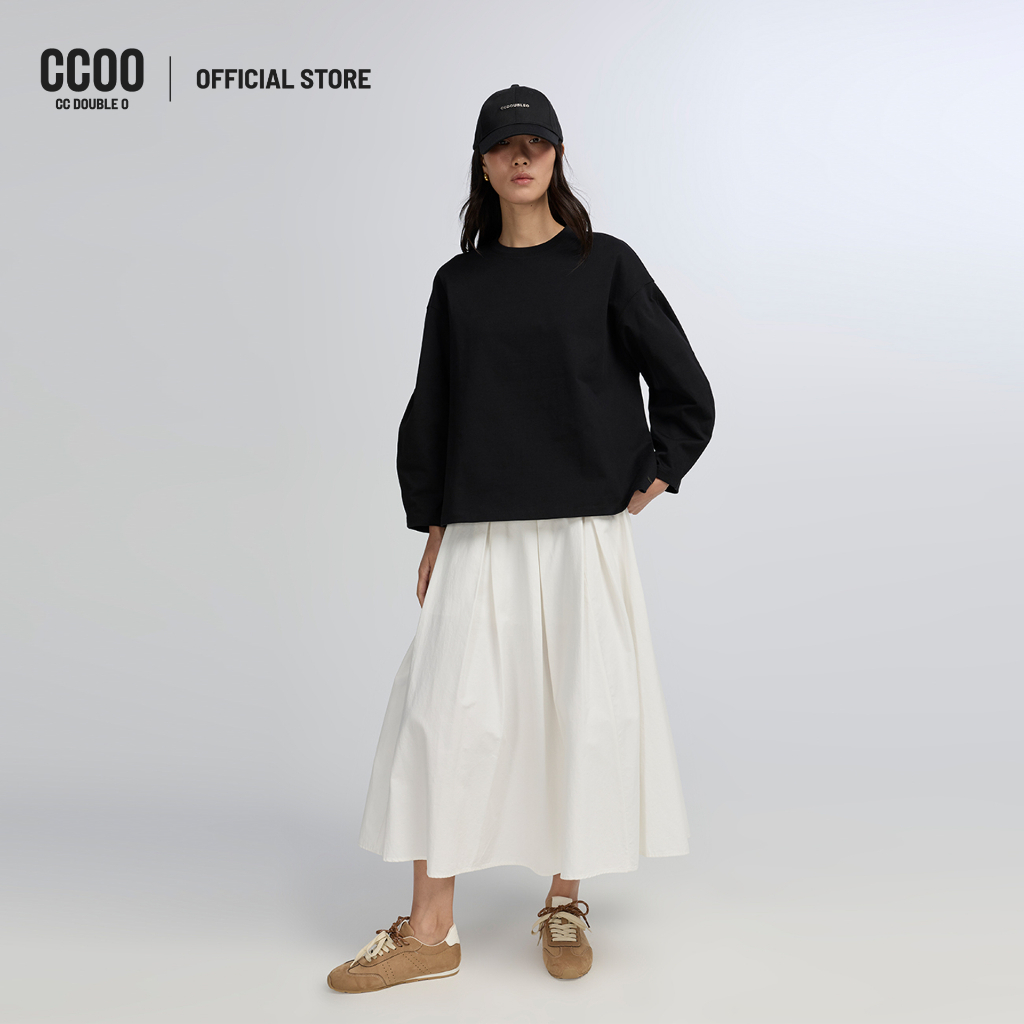 CC DOUBLE O BARREL SLEEVE CREW NECK TEE ผู้หญิง เสื้อยืดคอกลมแขนยาวกระบอกทรงบาเรล รุ่น O26WGWA193 (A
