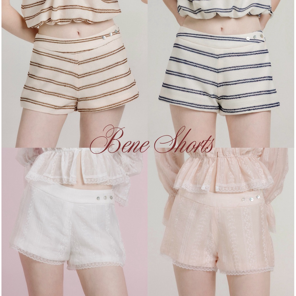 Bene Shorts (พร้อมส่ง / ขาว รอ 7 วัน) กางเกงขาสั้นเอวกลาง-ต่ำ แต่งขอบชายลูกไม้ ขอบเอวแต่งกระดุม มีซับในทั้งตัว