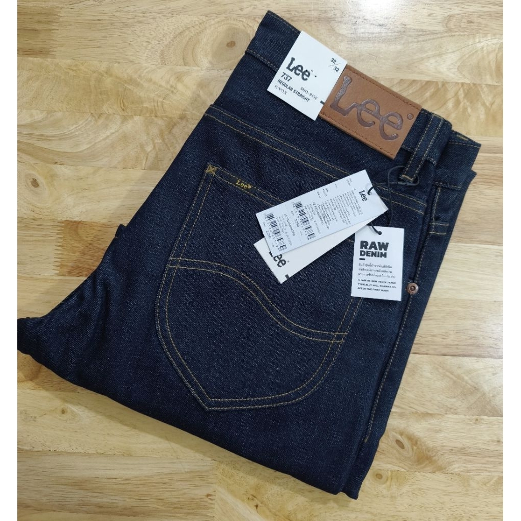 Lee 737 กางเกงยีนส์ ผ้าดิบ ไม่ยืด แบรนด์แท้ ผลิตในไทย ราคา2,290฿ size W32L32 ปลายขา7.2 นิ้ว