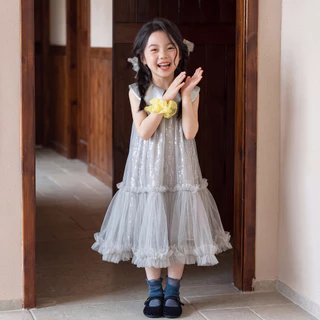 PRINCESS KESLI ชุดเดรสเด็กผู้หญิ แขนกุด คอปกแขนตุ๊กตา ผ้าซีควินส์ ดูหรูหราและน่ารักมาก เหมาะกับงานปาร์ตี้วันเกิด 2-12 ปี