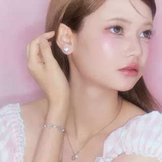 เซ็ทต่างหู Destiny Lock Signature Earrings Set ก้านเงินแท้ S925 - The Green Box