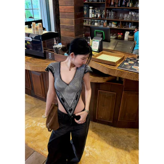 Singsongbrand เสื้อคอลูกไม้คอกลม+คอวีอัดพลีทลายสวยมาก ลายหรูงานแรร์