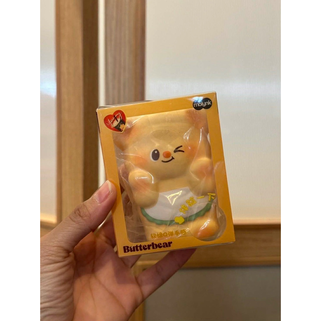 Molynk butter bear หมีเนยสุ่มสี สกุชชี่ ของแท้100%