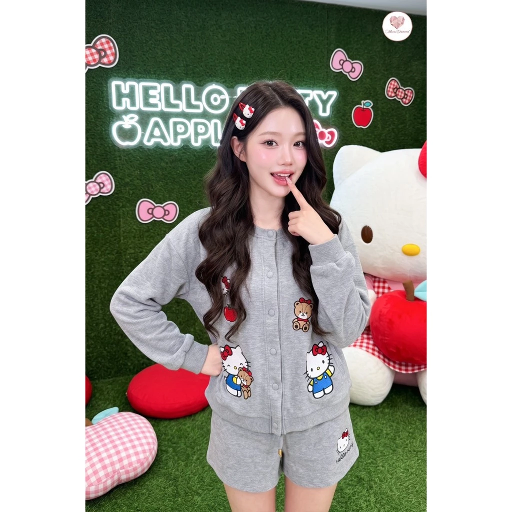 (มี3XL) Maria Diamond สีเทา Top Tap Set เซ็ต 2 ชิ้น ผ้าวอร์มเนื้อนิ่ม เสื้อแขนยาวกระดุมหน้า + กางเกงขาสั้นเอวสม็อค ปักทั