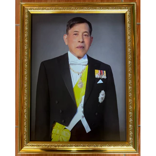 กรอบรูปพร้อมภาพมงคลรัชกาลที่10 ขนาด15×20นิ้ว
