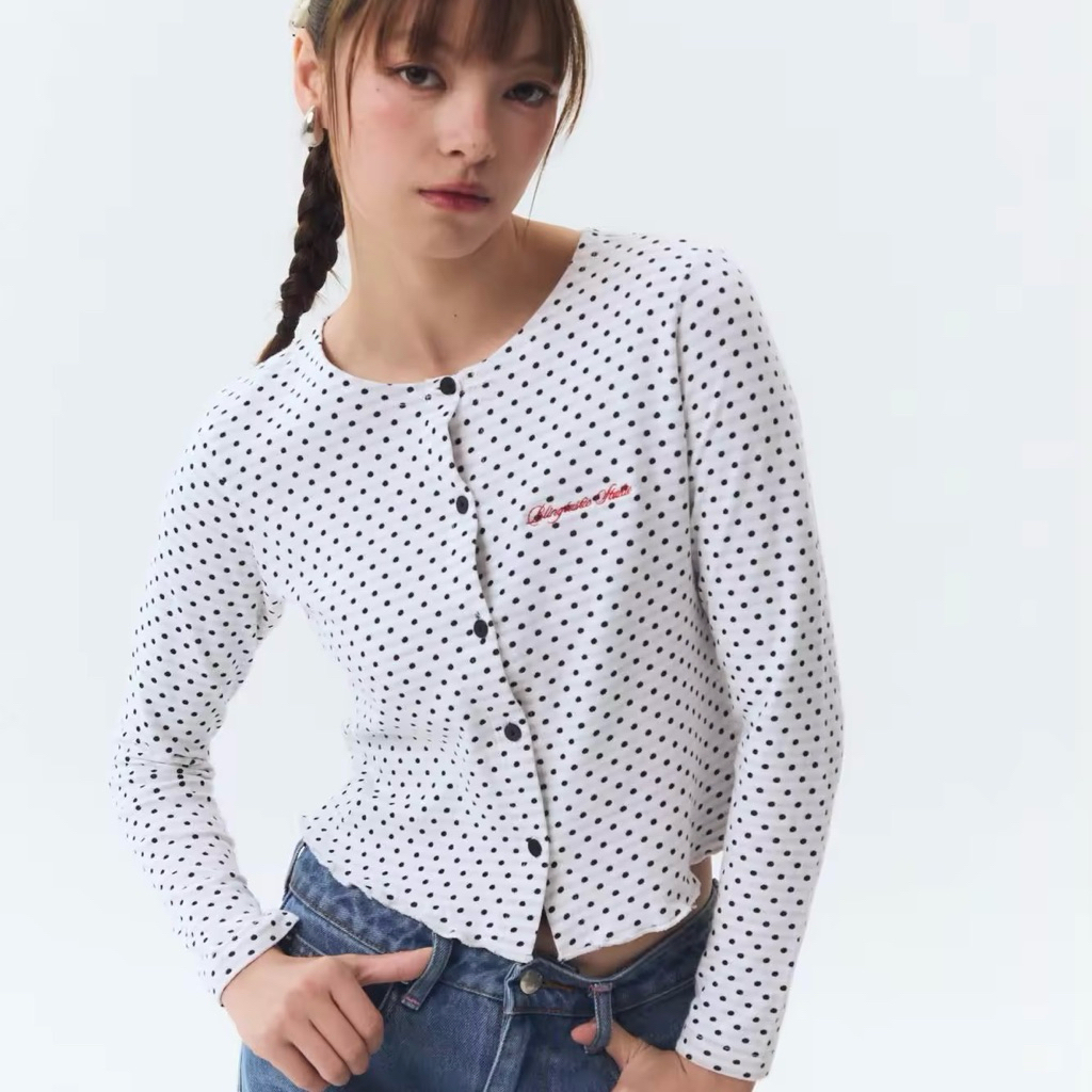 [ส่งต่อ]Blingtastic Studio - Blair top(M)🍸