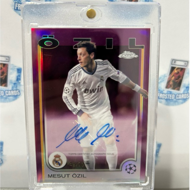 การ์ดบอลลายเซ็น Mesut Ozil /75