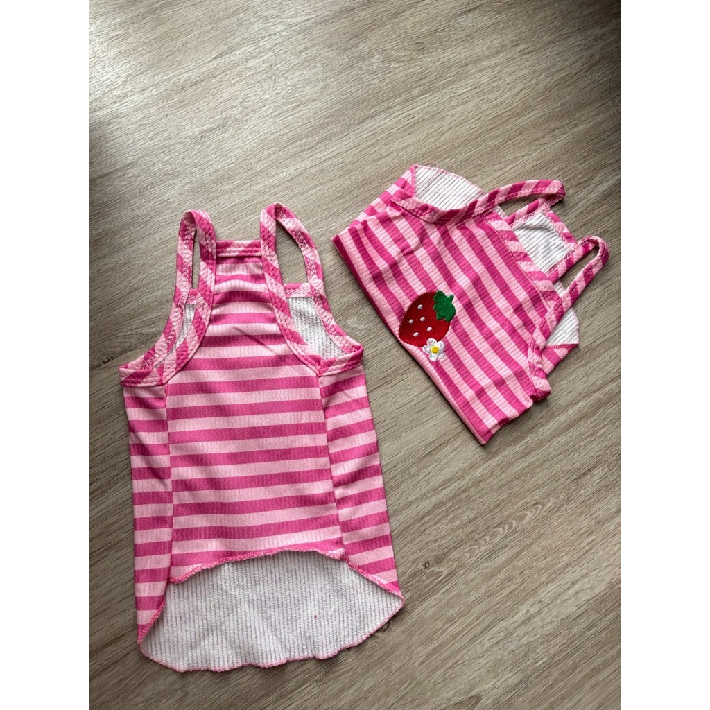 Berry Bliss (เสื้อสำหรับสัตว์เลี้ยง)