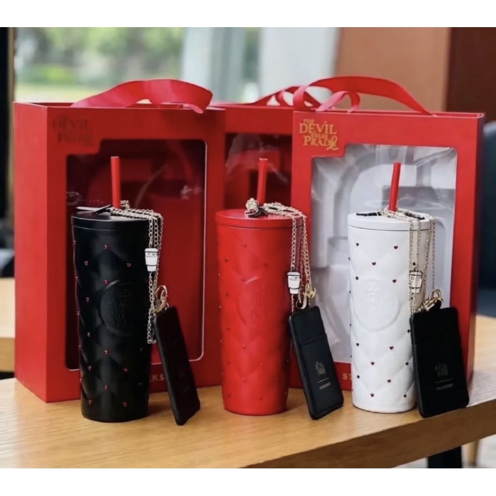 Starbucks The Devil Wears Prada / พร้อมส่ง✨️🗼