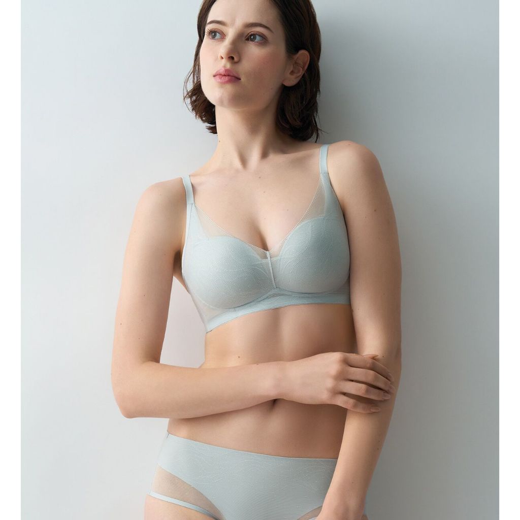 Triumph เสื้อชั้นในไม่มีโครง รูปแบบ Sculpt รุ่น Sheer Breeze HU รหัส 10229994 สีเทาอ่อน 00QX — صورة 2