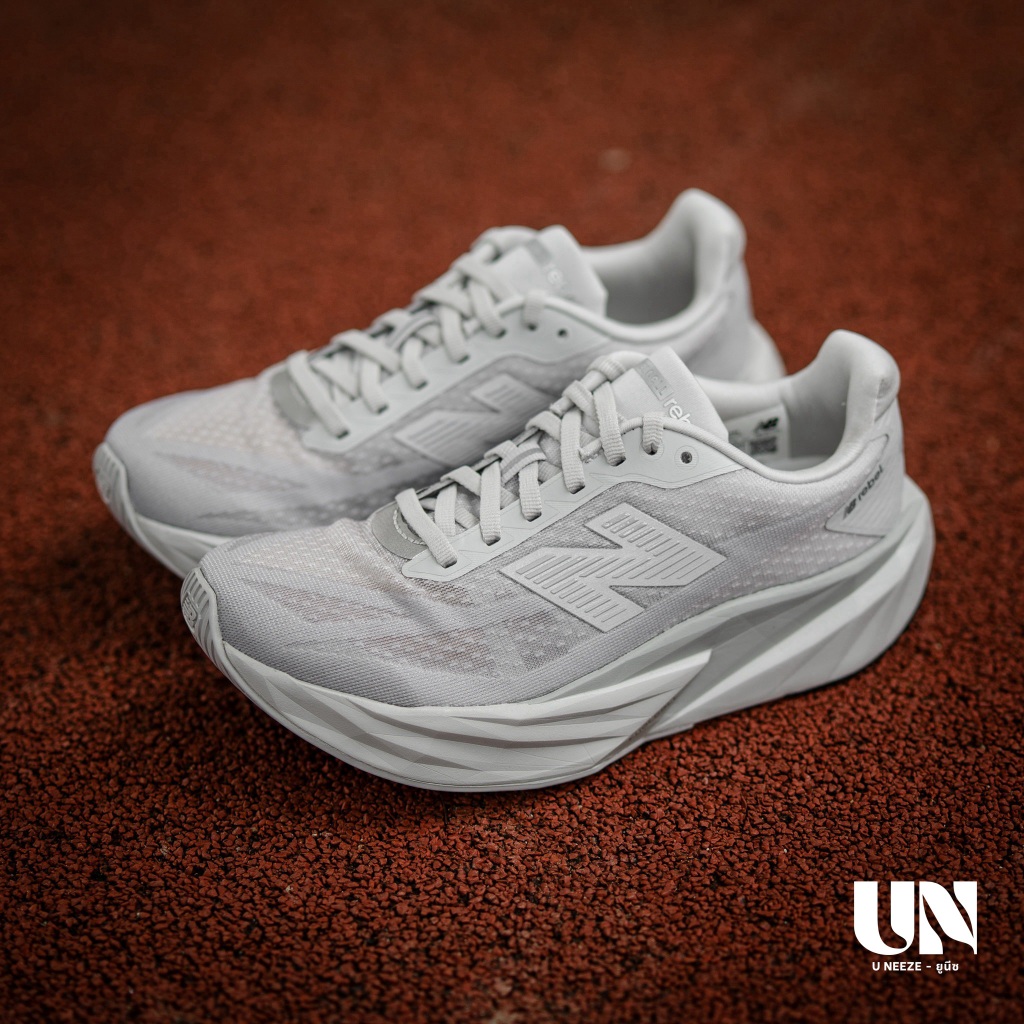 [ของแท้ ส่งไว จากไทย] NEW BALANCE FUELCELL REBEL V5 - GREY [WOMEN]
