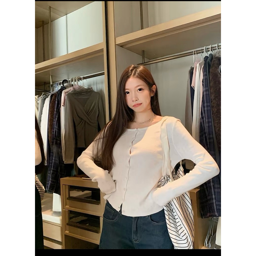 เสื้อคาร์ดิแกนถัก, ราชินีมูธิส, คอกลม,บาง, สำหรับผู้หญิง, เสื้อแขนยาวเรียบง่ายและบาง,งานป้าย MoseQue