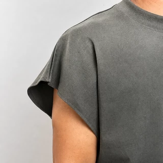 AWAKE เสื้อ Sleeveless Boxy Faded SIGNATURE COLLECTION