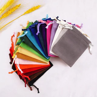 (Free Gift) ถุงผ้ากำมะหยี่ ถุงใส่ของหูรูด ถุงผ้า สำหรับแถมเท่านั้น สุ่มสี