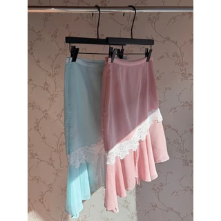 Fairy Skirt กระโปรงทรงหางปลาทิ้งตัวตัดต่อชายลูกไม้เฉียง
