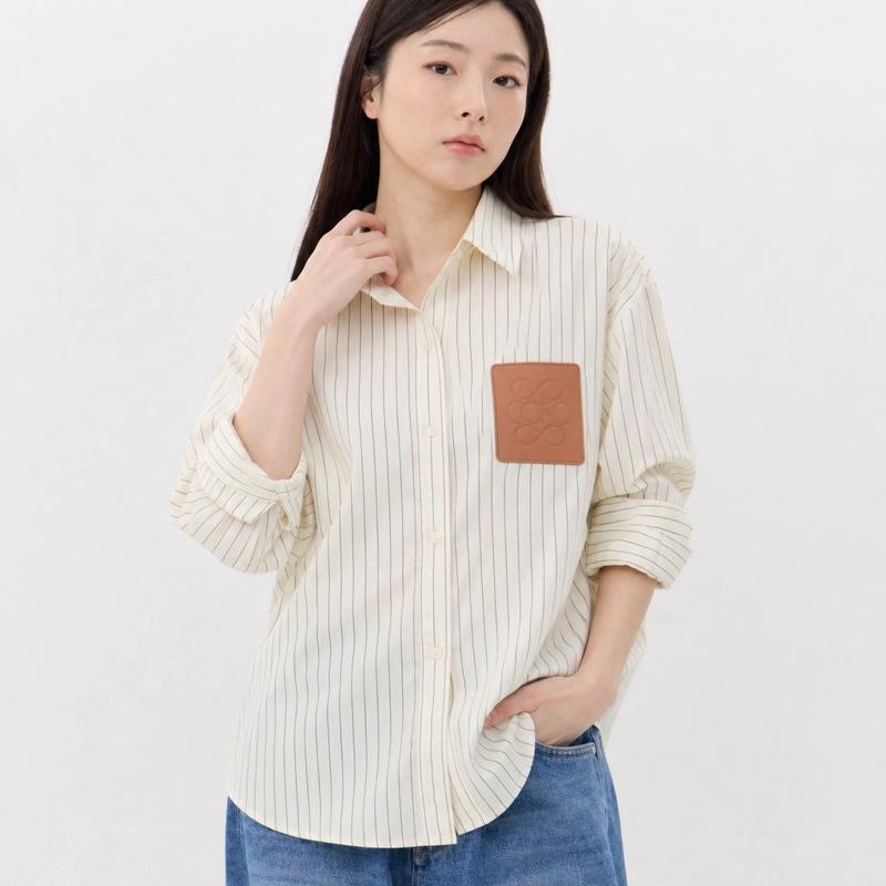Chanan☘️ CN175  (4สี) เสื้อเชิ้ตลายทางแต่งกระเป๋าหนังปั๊ม CN ทรงโอเวอร์ไซส์แบบสาวเกาหลี (อก 30-44นิ้ว )