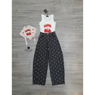𝘼𝙇𝙄𝙉𝘿𝘼 𝘾𝙇𝙊𝙎𝙀𝙏 ᯓ ★ชุดเซ็ต 3 ชิ้น เสื้อกล้ามสกรีนลายเชอร์รี่+กางเกงยีนส์ฟอกสีดำลายจุดทรงบาร์เรล+ผ้าสคราฟ