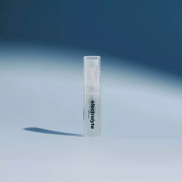 น้ำหอมกลิ่น Electrolyte - Tester size (2ml) by La Palette