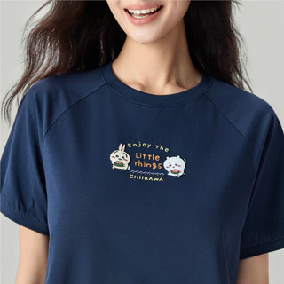 GIORDANO เสื้อยืดผู้หญิง Women's Sorona Printed Tee (CHIIKAWA) 05396405