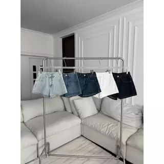 PTJ30366 Amie Short กางเกงยีนส์ขาสั้นทรง Hot Pants PROMTHONG