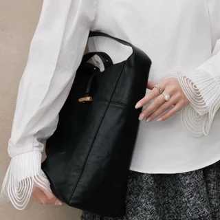 พร้อมส่ง‼️ (GMG53) เสื้อบลูส์คอกลมสีขาวออฟไวท์ คอกลม ผ้า Cotton Twill แขนตุ๊กตาพองยาว งานดีไซน์ปกเสื้อและปลายแขน