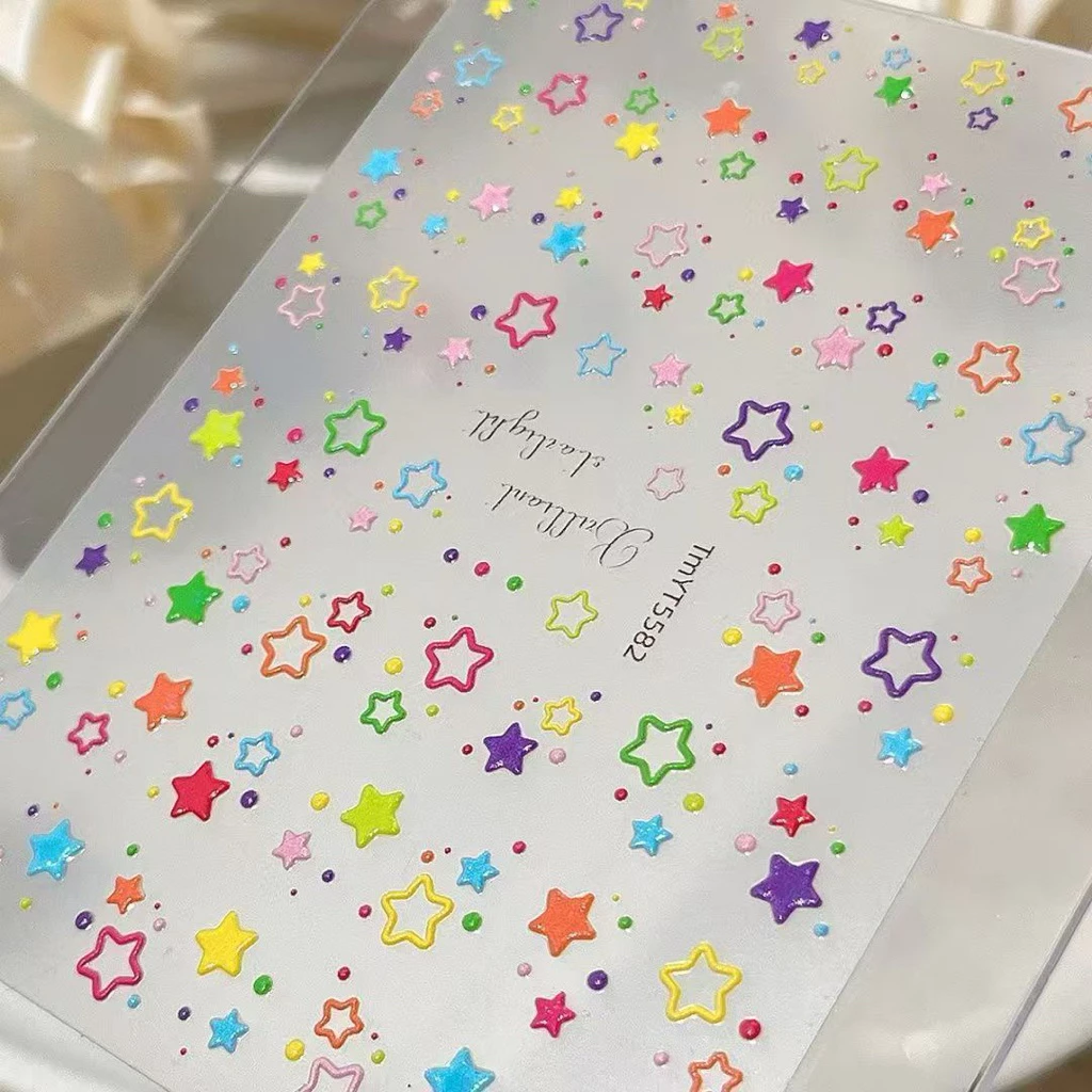 สติกเกอร์ติดหน้าเล็บลายดาว มีหลากหลายสีให้เลือกใช้ สินค้าพร้อมส่ง