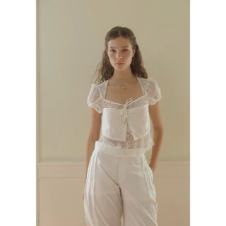 GISSY LACE WHITE TOP เสื้อลูกไม้