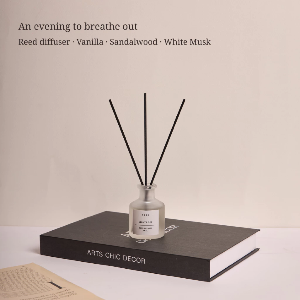 ROON Lights off Reed Diffuser 50ml Vanilla,Sandal wood & white musk Evening Home Fragrance