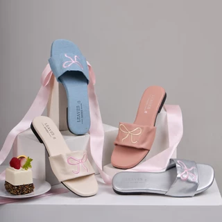 LEAVESSHOES รองเท้าแตะผู้หญิง รุ่น Ninnin รองเท้าแตะแบบสวม ตกแต่งลายปักโบว์ พื้นนุ่ม ใส่สบาย สไตล์เกาหลี แฟชั่นน่ารัก