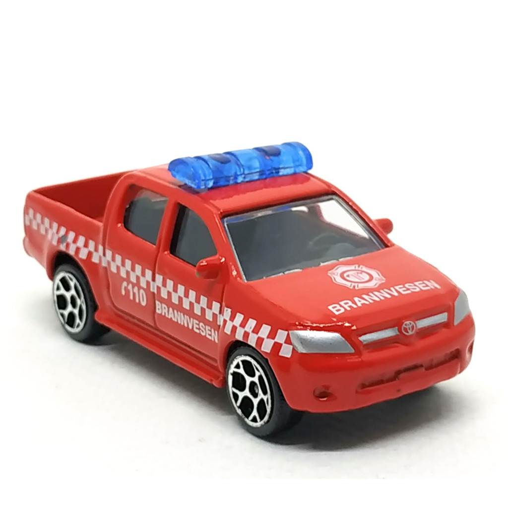 Majorette Toyota Hilux VIGO - Brannvesen 110 สีแดง แบบล้อ 5Y สเกล 1/57 (8 cm) ไม่มี Package