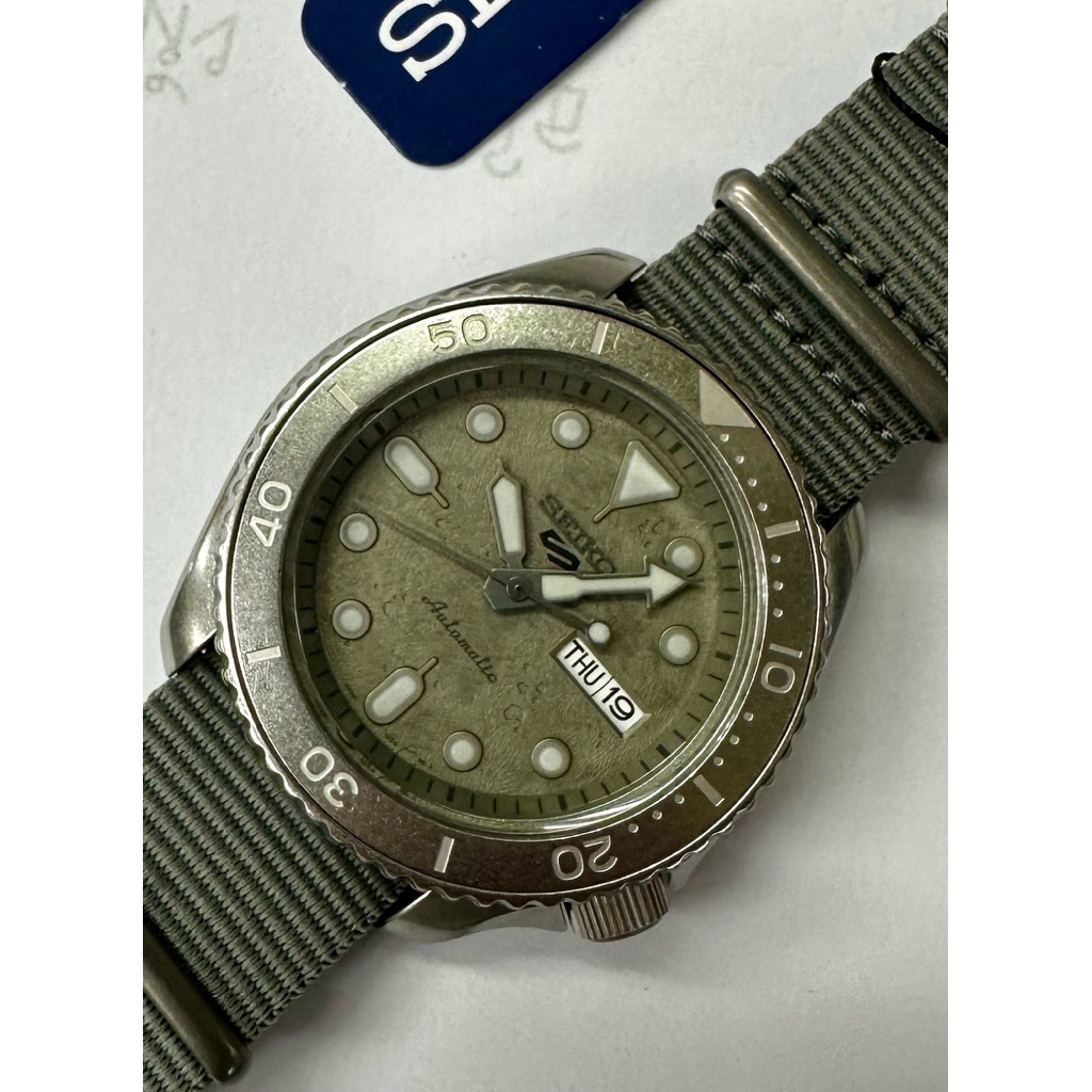 นาฬิกา SEIKO 5 SPORTS AUTOMATIC (BOY Loft) รุ่น SRPG61K1,SRPG61K,SRPG61