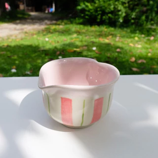 Kokoro Chawan Stripe by Pimmy’s Love Express ถ้วยชงมัทฉะลายทาง สีชมพูพาสเทล น่ารัก สดใส ใช้งานแล้วมีความสุขสุดๆ