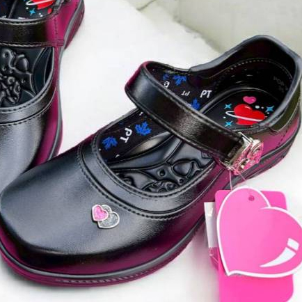 Popteen ป๊อปทีน รองเท้านักเรียนหญิงหนังดำ ยี่ห้อ Popteen Size 30-42 มีบริการส่งด่วน
