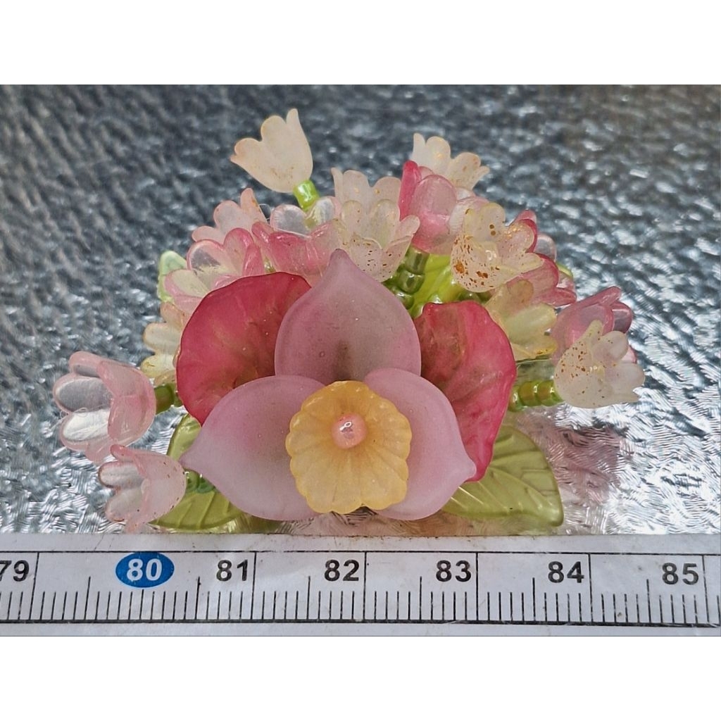 เข็มกลัดดอกไม้ สวยหวาน...ของขวัญในเทศกาลพิเศษให้คนที่คุณรัก