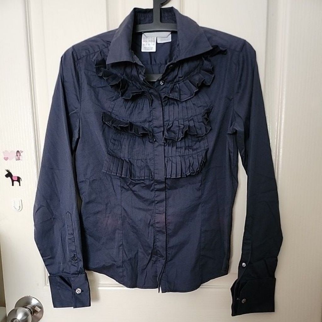 เสื้อเชิ้ตผู้หญิงมือสองสภาพดีมากMaxMara