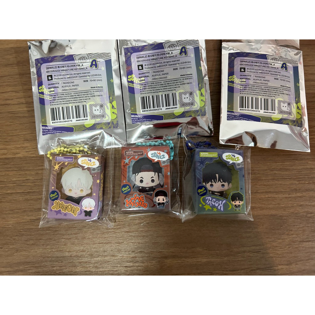 [พร้อมส่ง] พวงกุญแจ Lezhin Spaklz keyring A BF Ver แจคยอง Jinx แฮอน You are so lovely แทโอ Scent and sensibility jmee