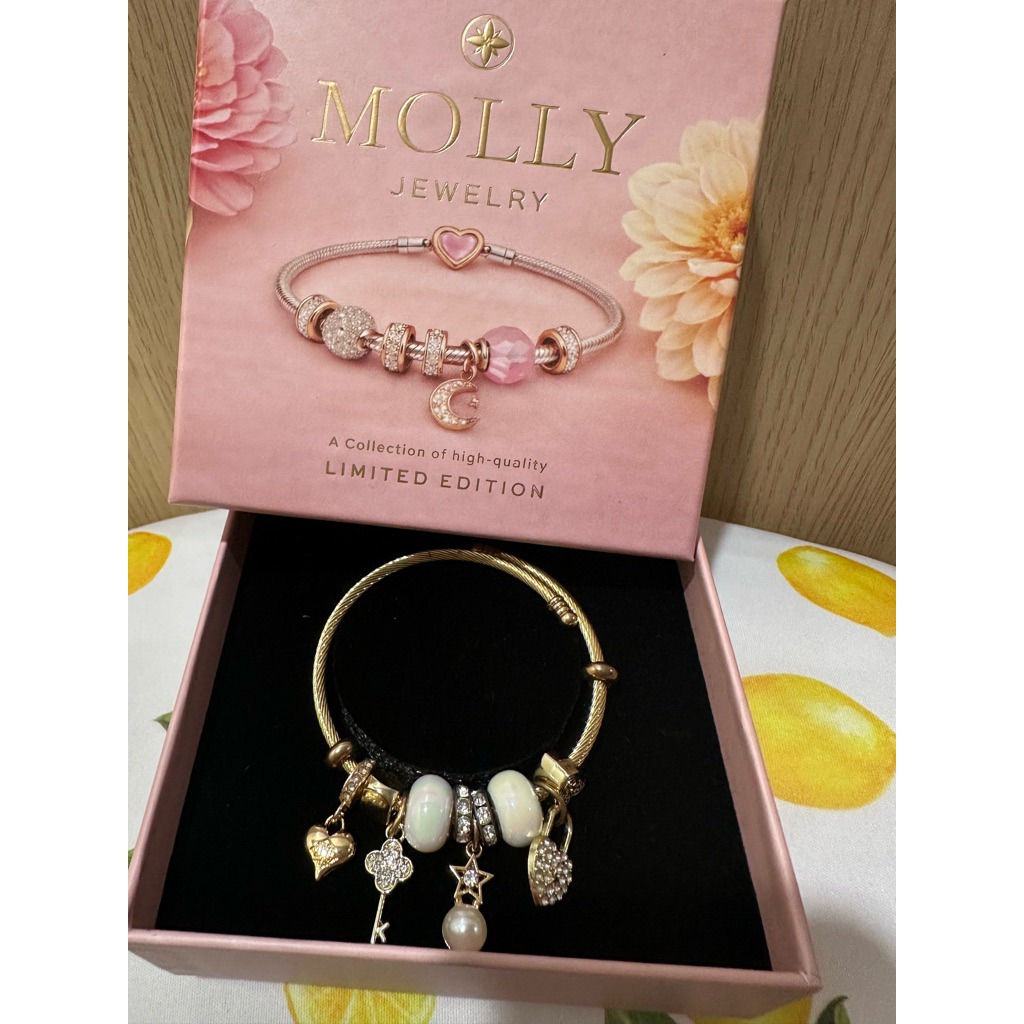 สร้อยข้อมือ molly jewelry free size