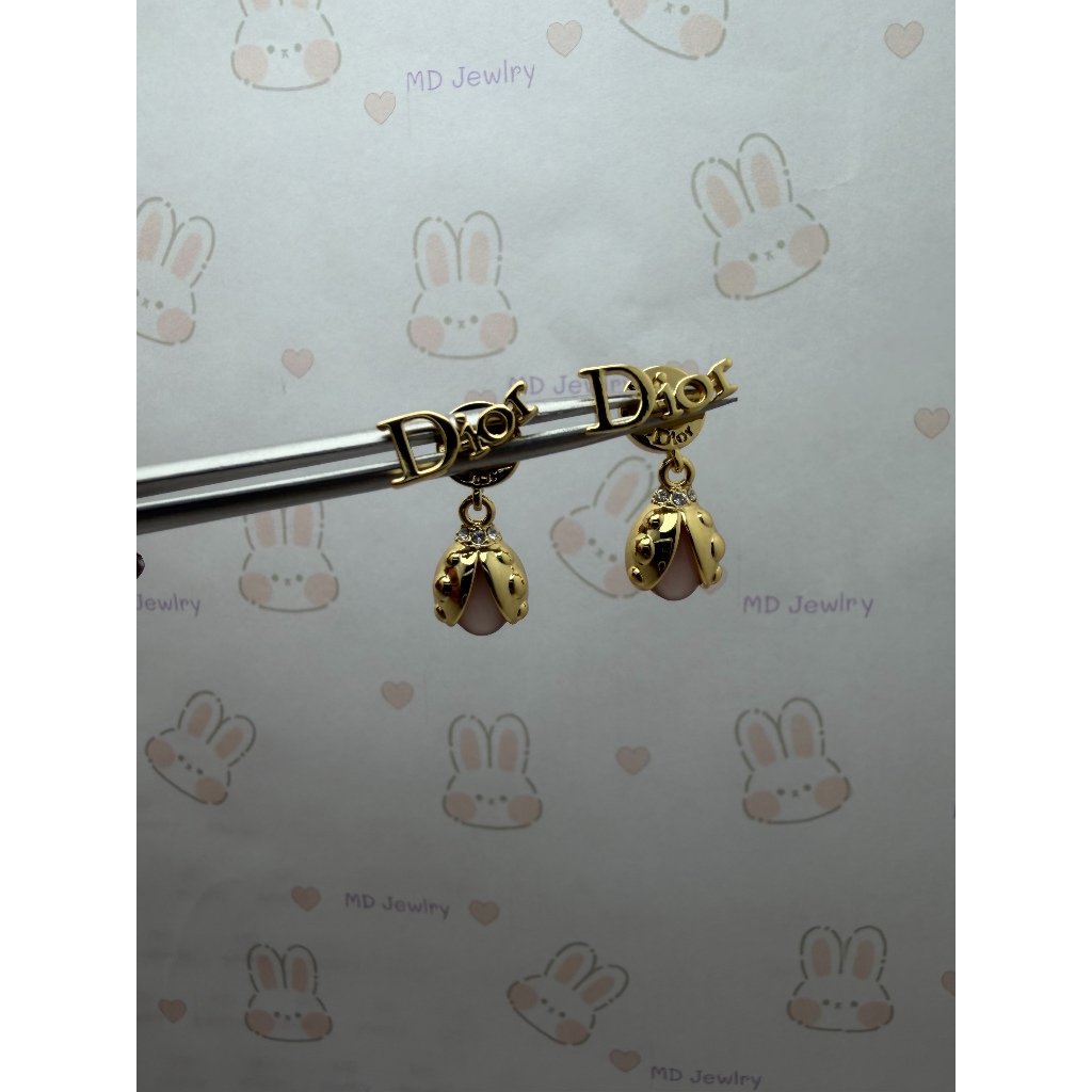 พร้อมส่ง ต่างหูเต่าทอง คริสตัลสีชมพู งานพรีเมี่ยม งานทองเหลือง พร้อมส่ง