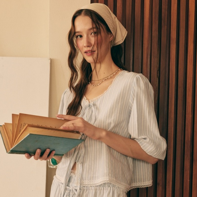 lookbookpetite x junejune | the sunday top (adult) สี cote