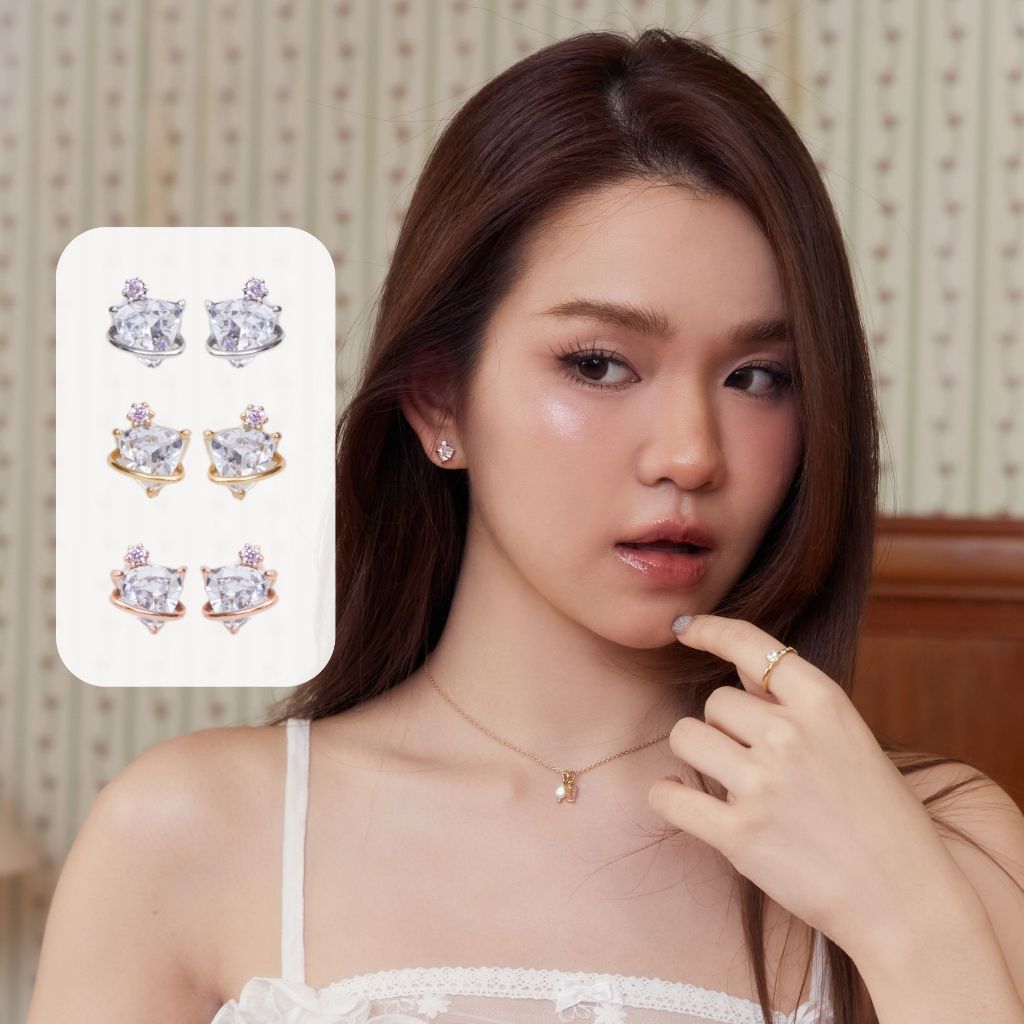 earika.earrings - aubelle stud ต่างหูพลอยทรงTrillion มีวงแหวนล้อมรอบ วัสดุสแตนเลส stainless steel เหมาะสำหรับคนแพ้ง่าย