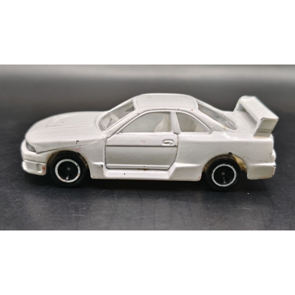 Q1 โมเดลรถเหล็ก Tomica Nissan Skyline GT-R R33
