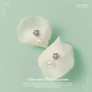 ต่างหู Aurora Bloom Pearl Drop Earrings ก้านเงินแท้ S925 - The Green Box